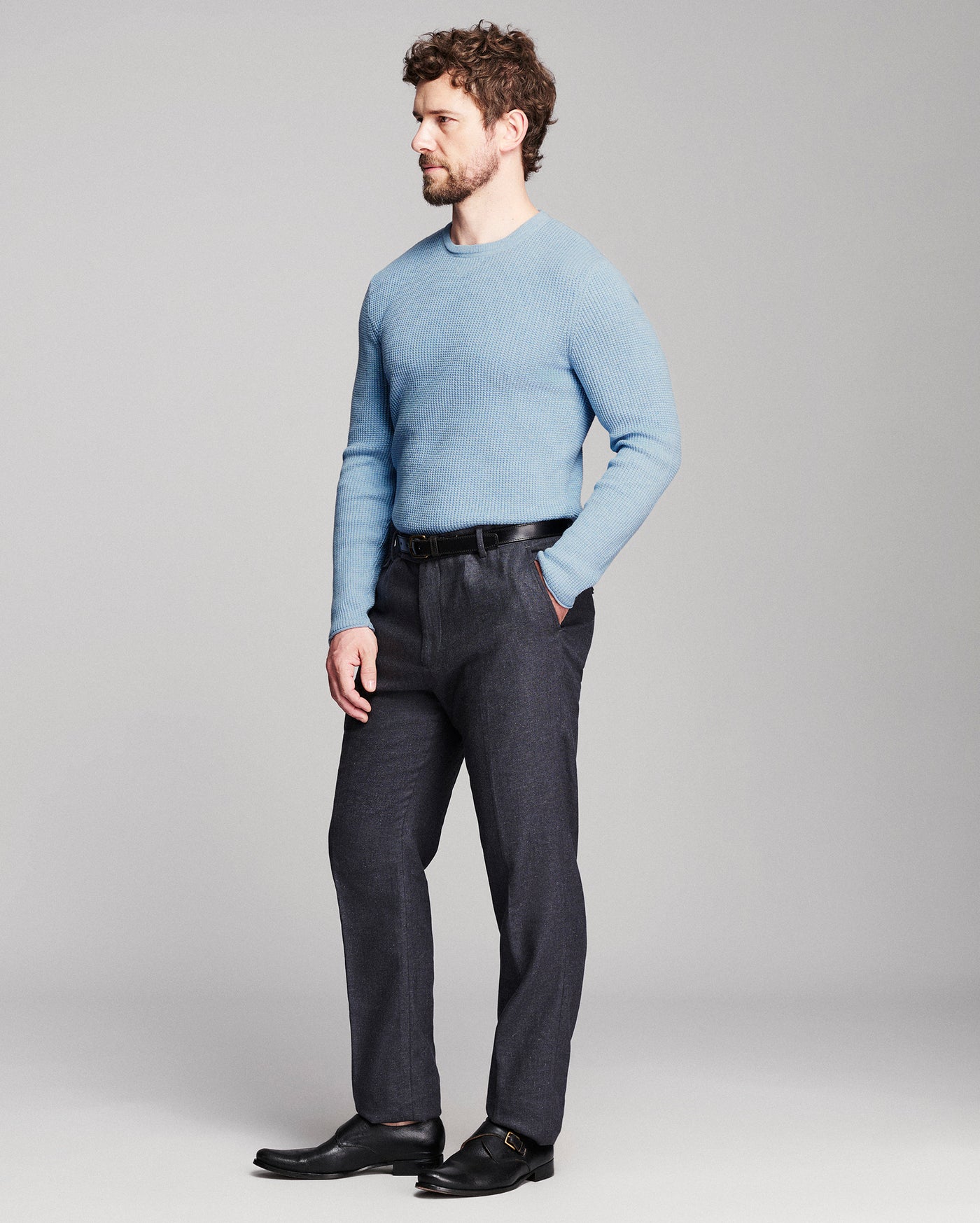 Model is 6'2" wearing size medium.