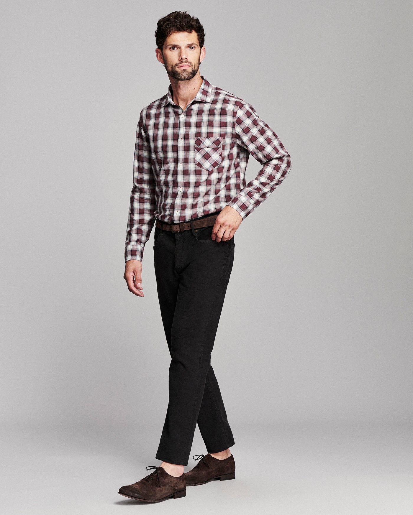 Model is 6'2" wearing size medium.
