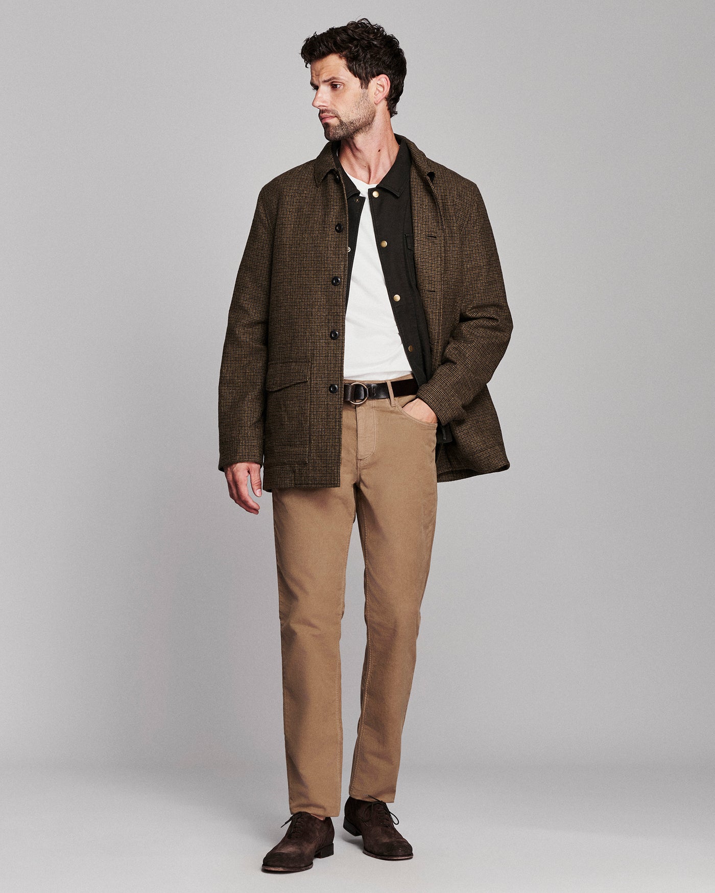 Model is 6'2" wearing size medium.