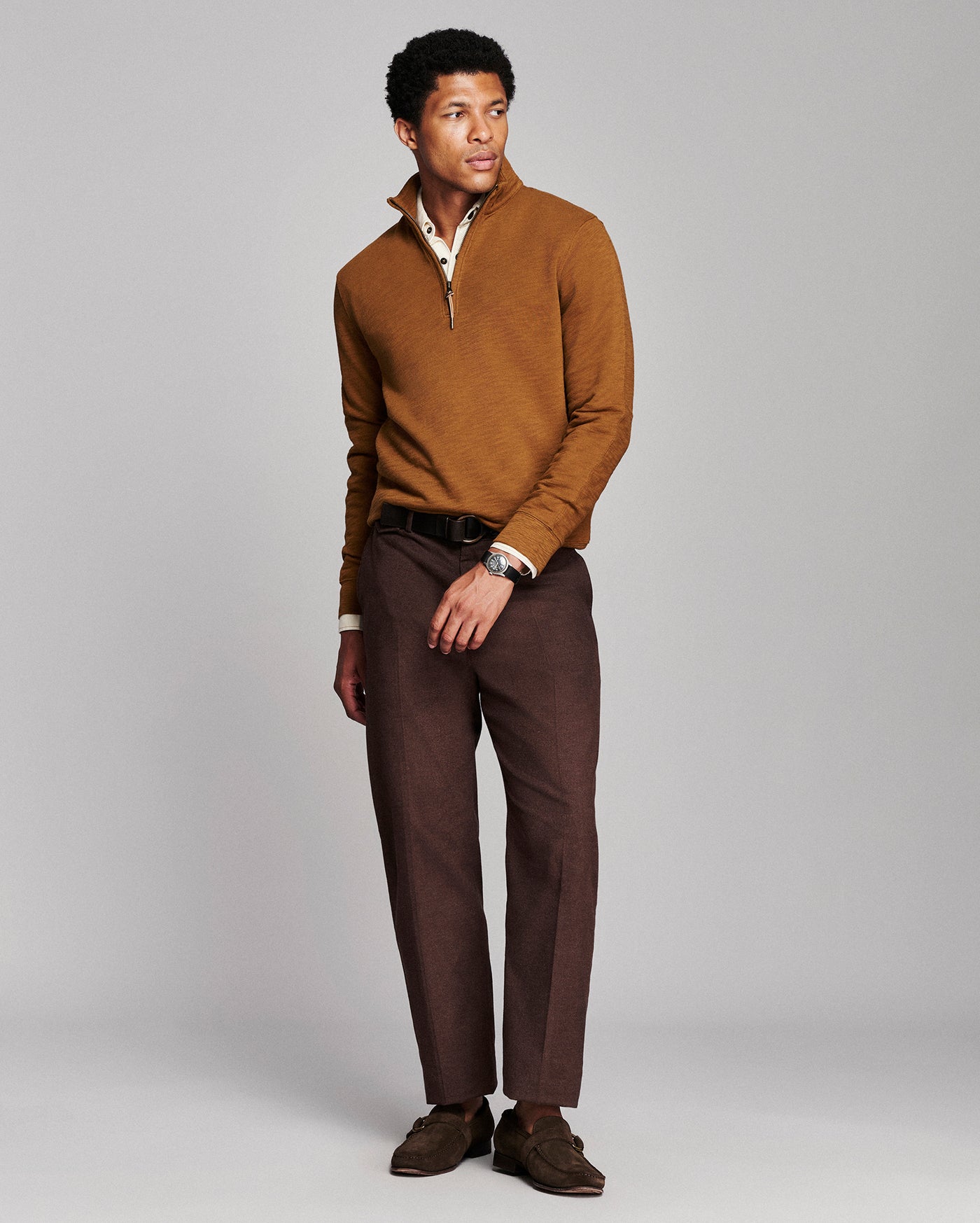 Model is 6'2" wearing size medium.