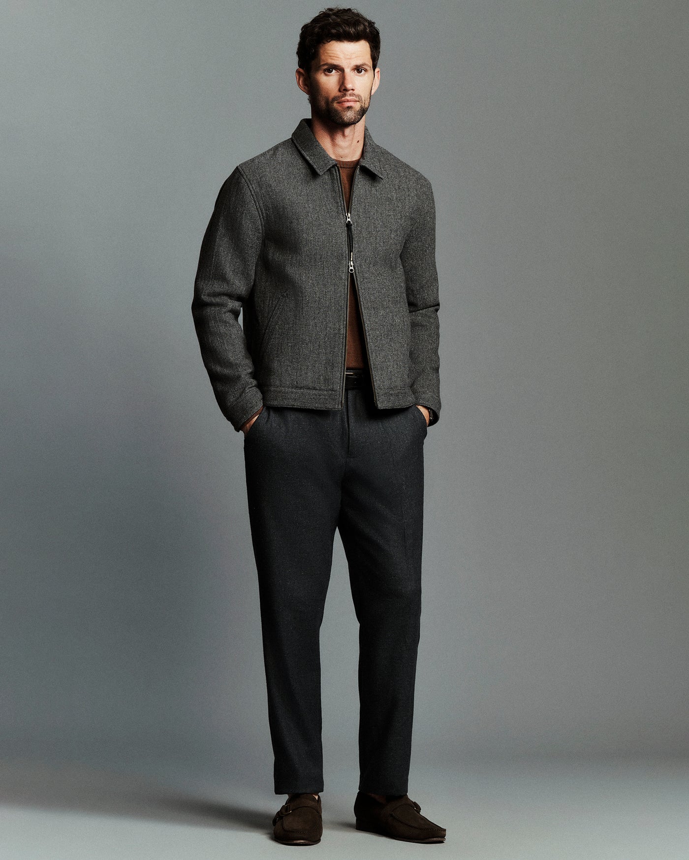 Model is 6'2" wearing size medium.