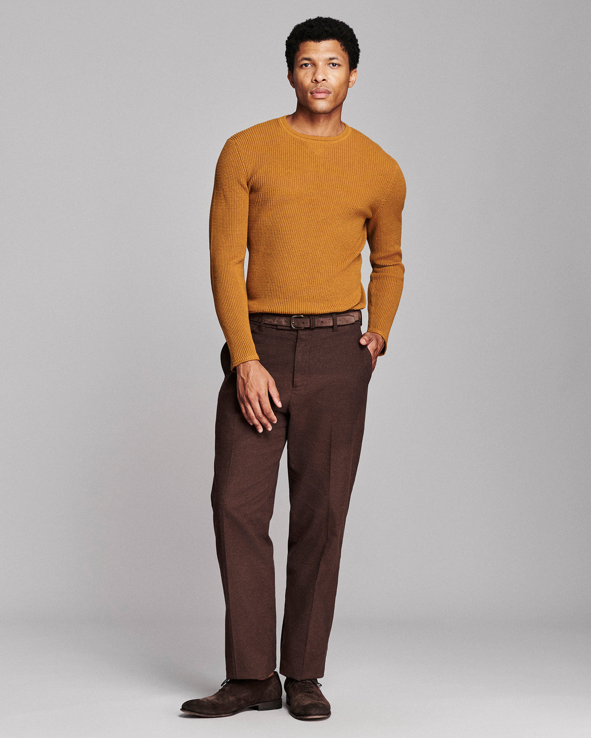 Model is 6'2" wearing size medium.