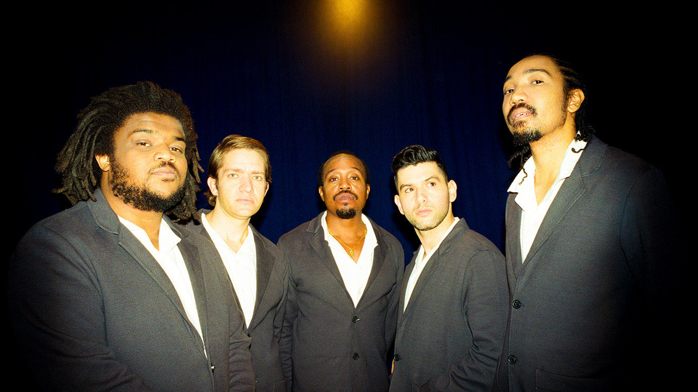 Durand Jones and his band.