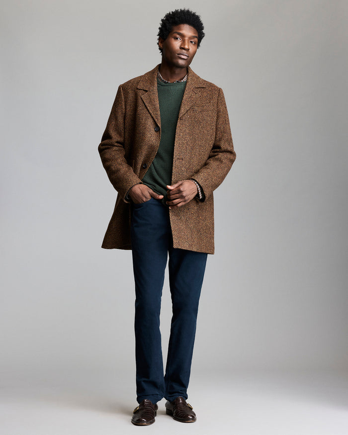 Model wears the coat.