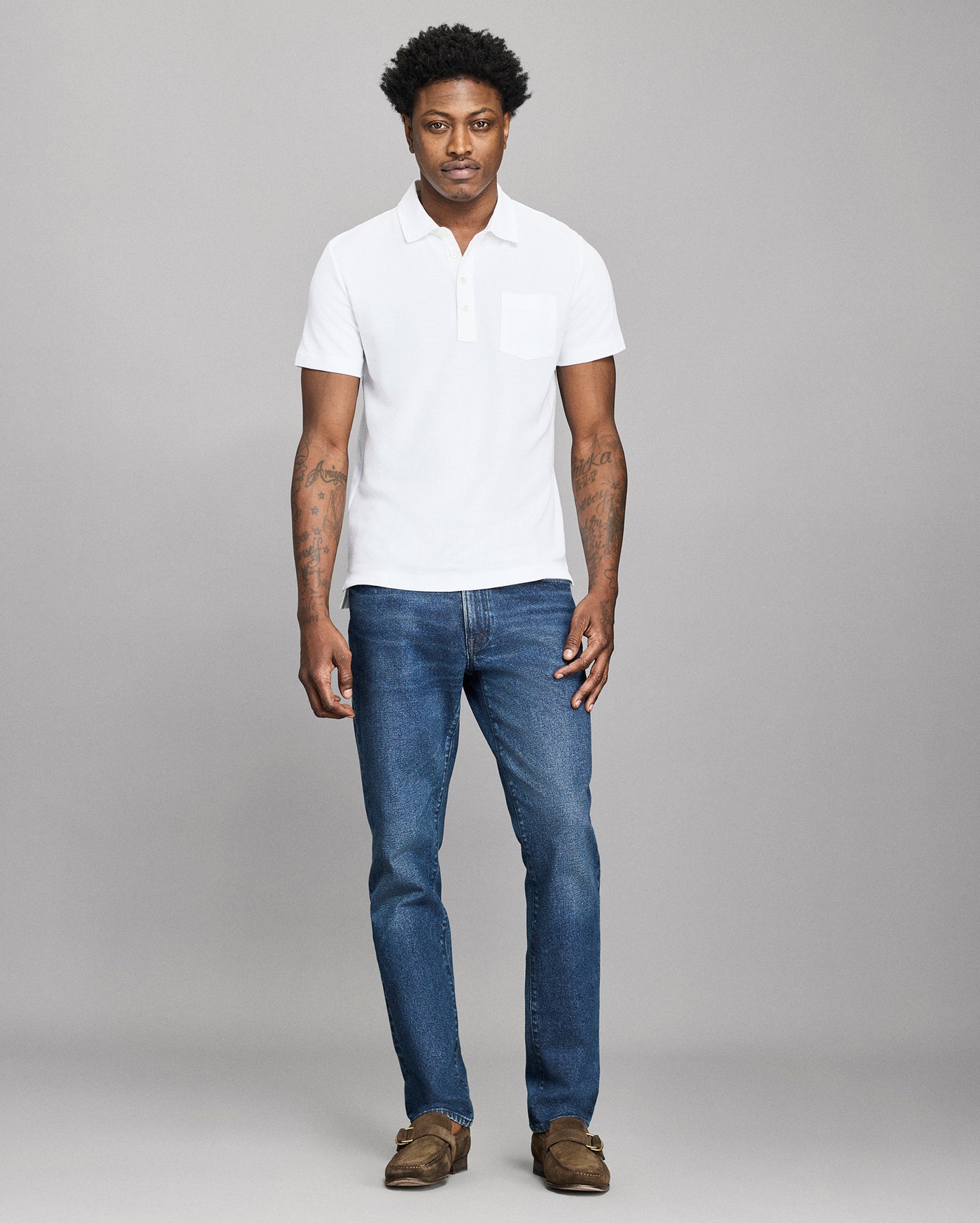 Model is 6'2" wearing size medium.