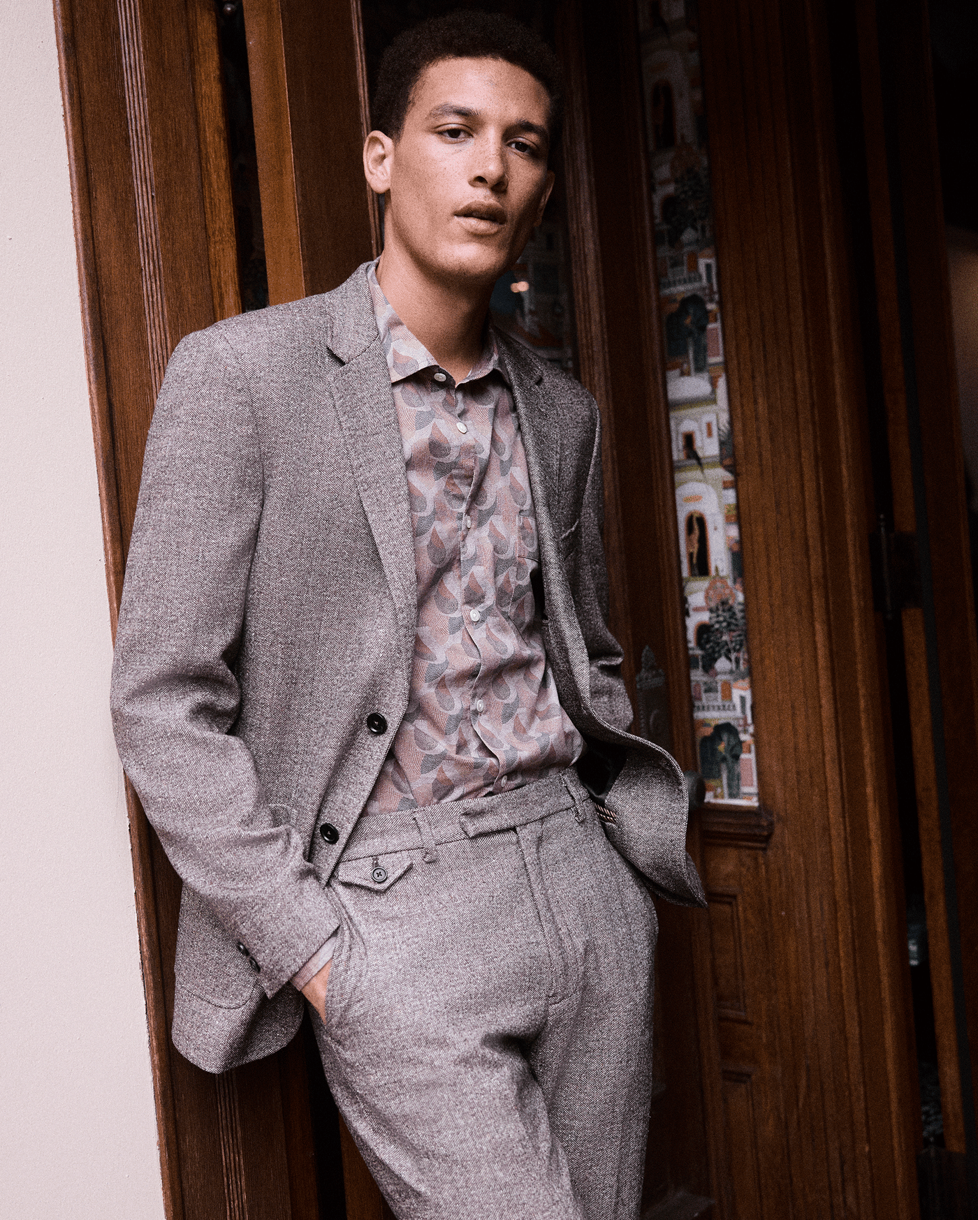 Model wears the Wool Silk Walton Jacket in Brown/Multi